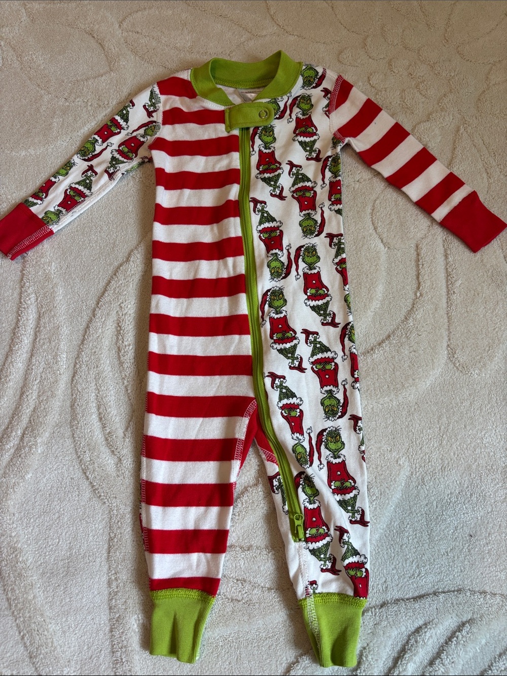 Hanna Andersson Red, White & Green Grinch Stripe Print Footie